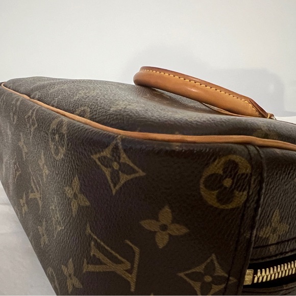 Black Friday Sale! VGUC Authentic Louis Vuitton Monogram Canvas Trouville - Picture 9 of 13